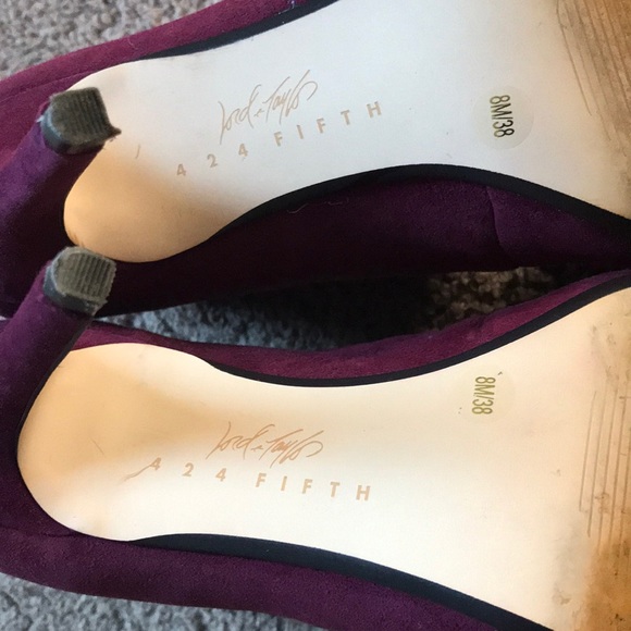 Lord & Taylor 424 Fifth Maroon Booties, Size 8 - Picture 5 of 5